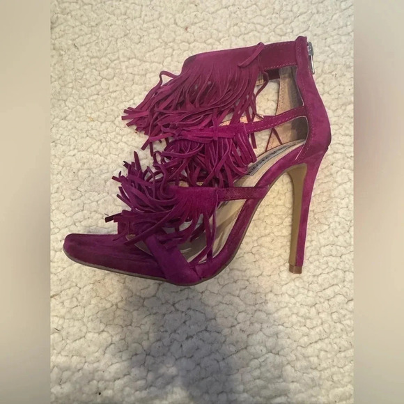 Steve Madden women’s Purple fringely high heel pumps size‎ 5.5 - Picture 1 of 3